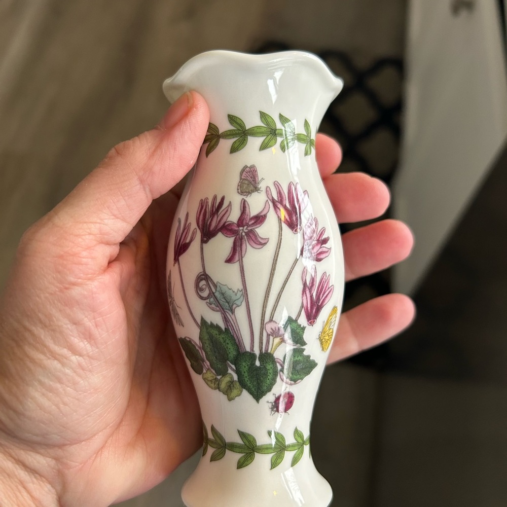 Portmeirion Botanic Vase Small